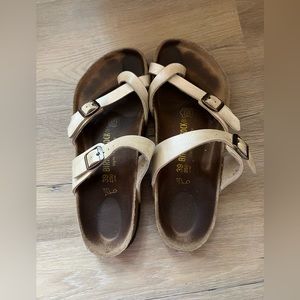 MAYARI WOMENS BIRKENSTOCK